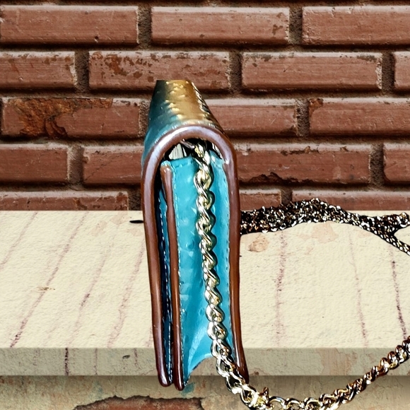 Kate Spade ALEXANDER AVENUE ISABELI CROSSBODY - Picture 5 of 10